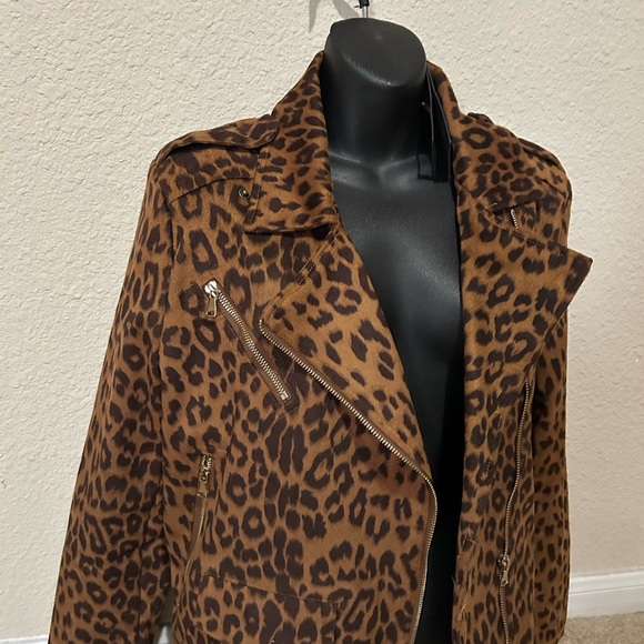 Leopard Print Women's Jacket - Picture 3 of 5